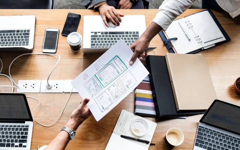 Ejecutar: equipo de Mejor Digital trabajando